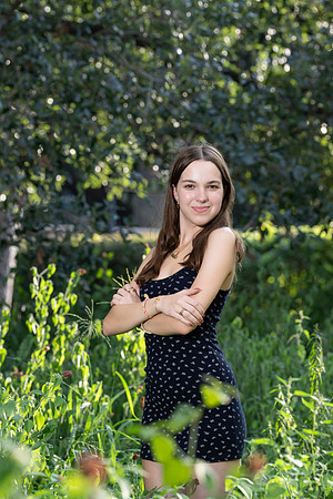 CaitlinHunt-ClaasOf2025-0427