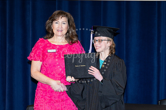 2503GatewayGrad2025-0850