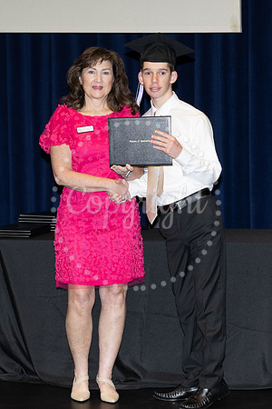 2503GatewayGrad2025-0185
