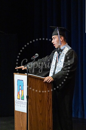 2503GatewayGrad2025-0886