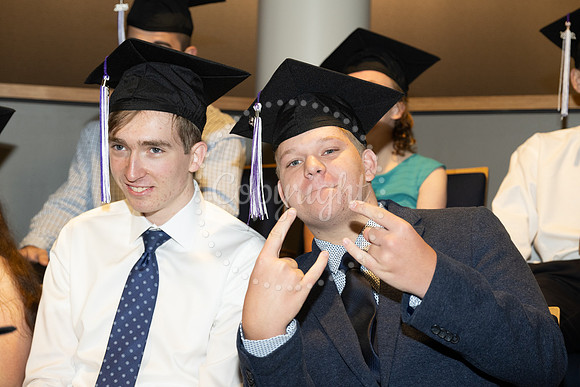 2503GatewayGrad2025-0238
