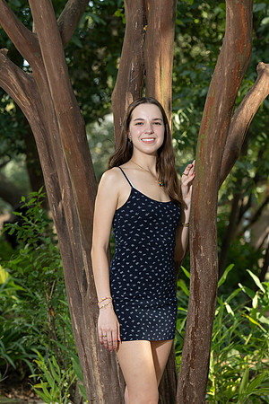 CaitlinHunt-ClaasOf2025-0017