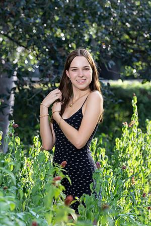 CaitlinHunt-ClaasOf2025-0343