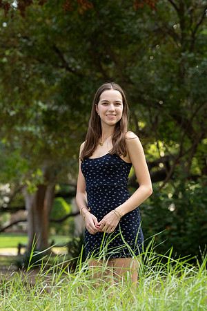 CaitlinHunt-ClaasOf2025-0279