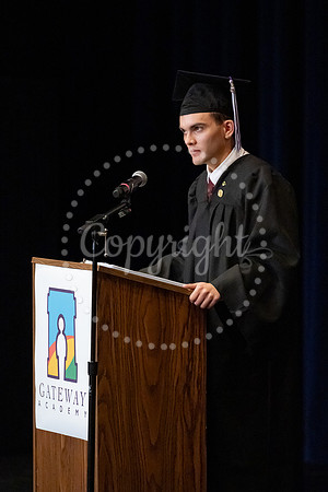 2503GatewayGrad2025-0840