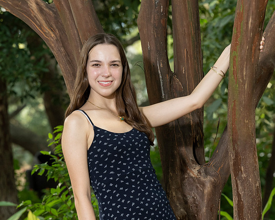 CaitlinHunt-ClaasOf2025-0057