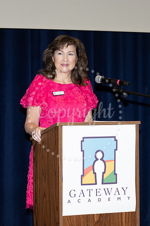 2503GatewayGrad2025-0171