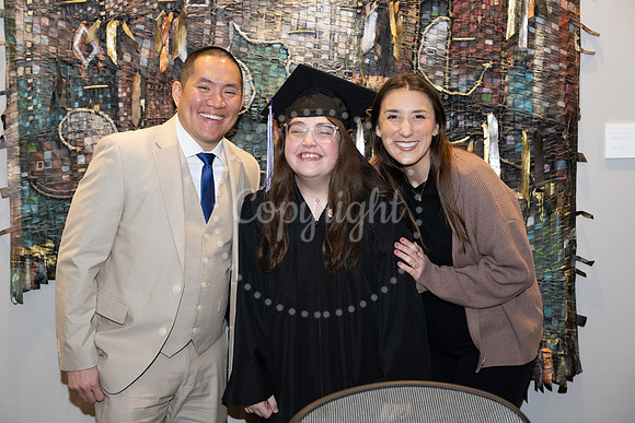 2503GatewayGrad2025-0423