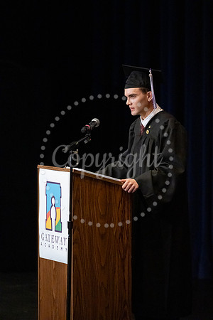 2503GatewayGrad2025-0841