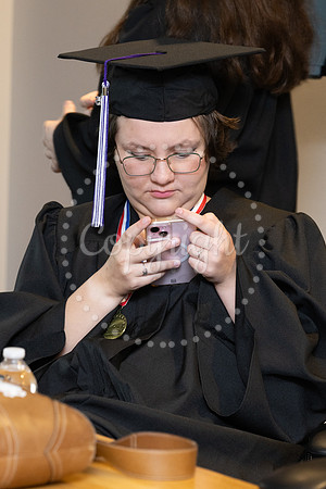 2503GatewayGrad2025-0402
