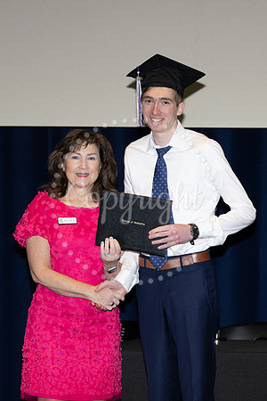 2503GatewayGrad2025-0112