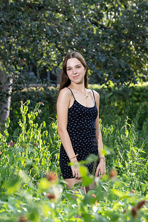 CaitlinHunt-ClaasOf2025-0408