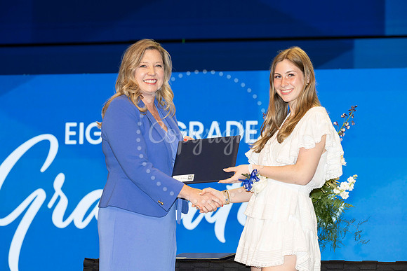 2420FBAGrad-0539