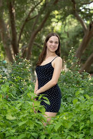 CaitlinHunt-ClaasOf2025-0087