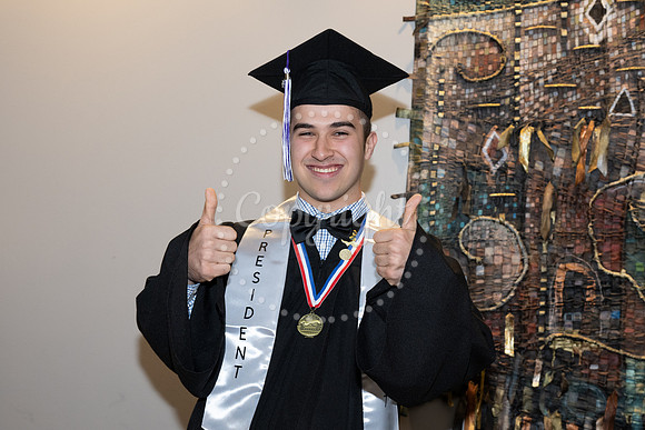 2503GatewayGrad2025-0434