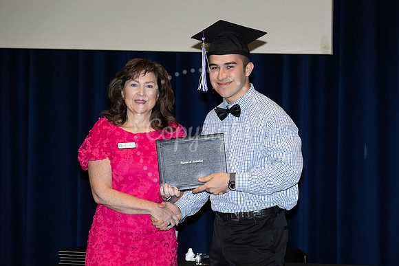 2503GatewayGrad2025-0162