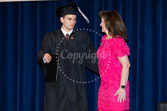 2503GatewayGrad2025-0845