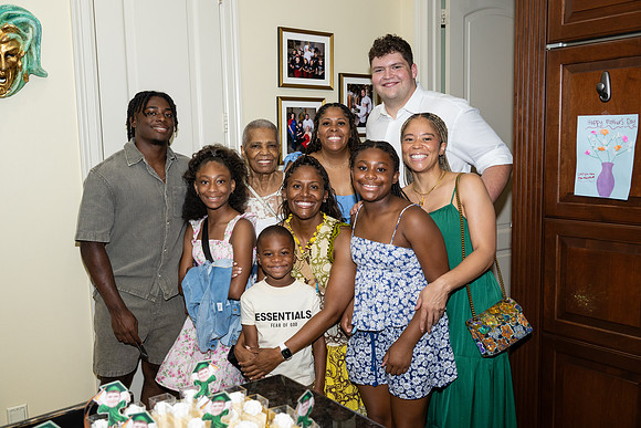 ChrysanthosGranuationParty-1722
