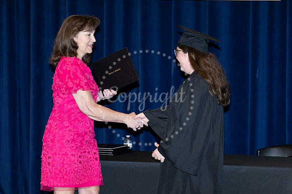 2503GatewayGrad2025-0799