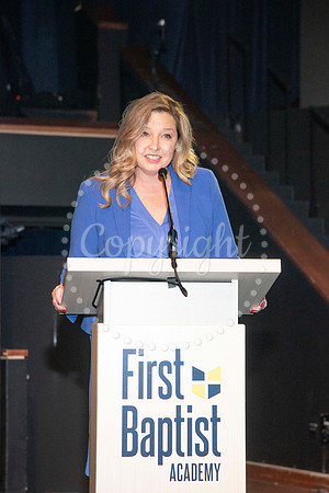 2420FBAGrad-0348