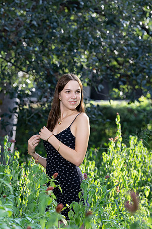 CaitlinHunt-ClaasOf2025-0346