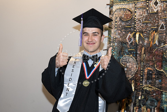 2503GatewayGrad2025-0435
