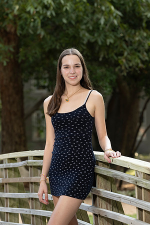 CaitlinHunt-ClaasOf2025-0269
