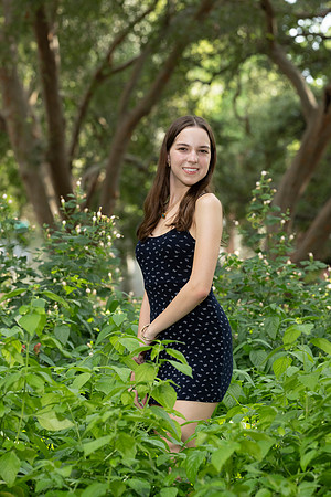 CaitlinHunt-ClaasOf2025-0083
