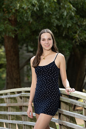 CaitlinHunt-ClaasOf2025-0268