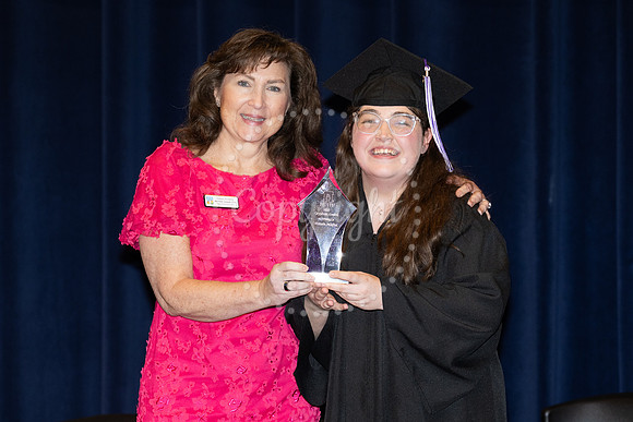 2503GatewayGrad2025-0918