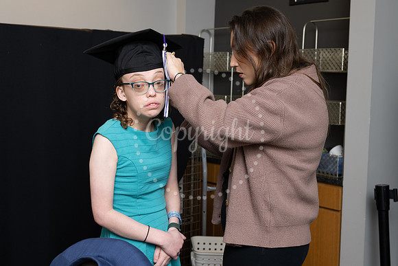 2503GatewayGrad2025-0032